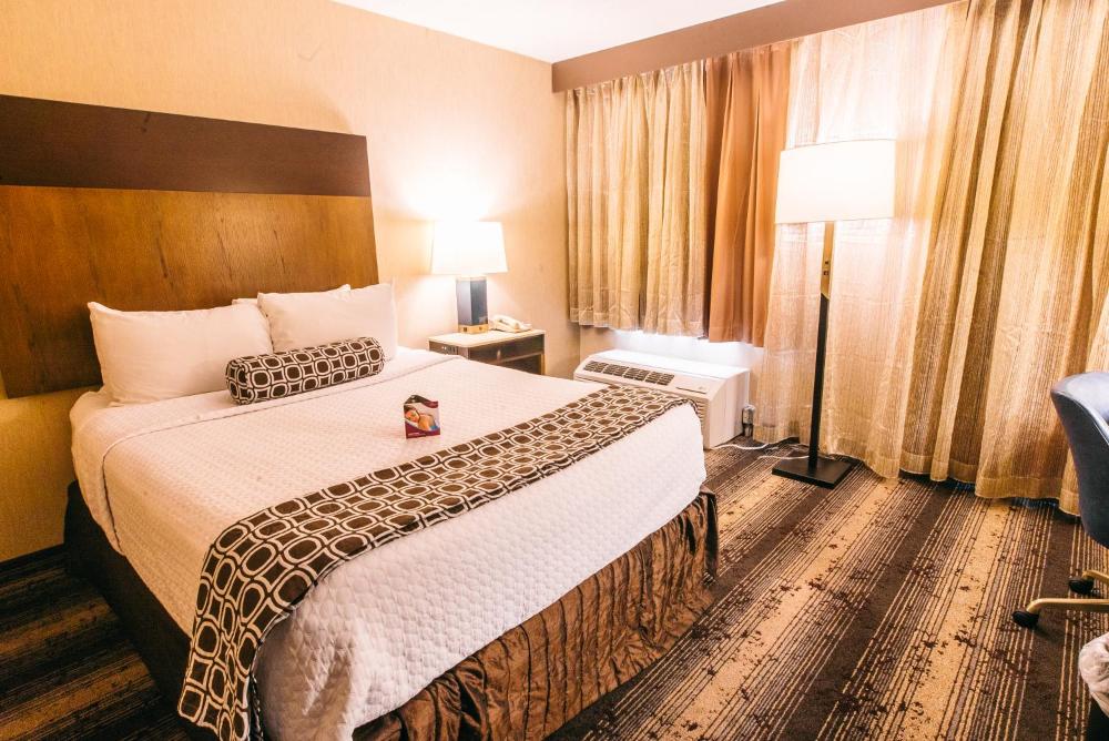 Standard Room interior